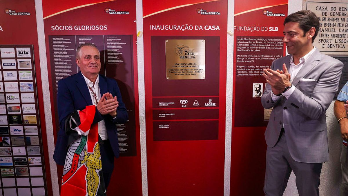 Presidente Rui Costa na inauguração das novas instalações da Casa Benfica Genève