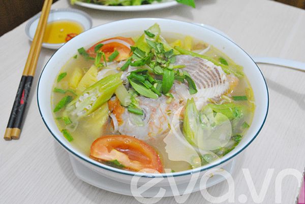 Canh cá nấu chua hấp dẫn