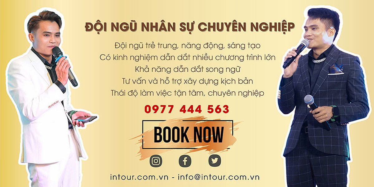 MC dẫn chương trình chuyên nghiệp, thể hiện sự tự tin và khả năng giao tiếp tốt.