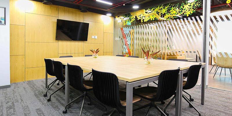 Văn phòng ảo tại Rilex Coworking Space với không gian làm việc sang trọng.